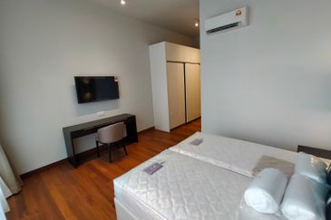 Pavilion Embassy Residence