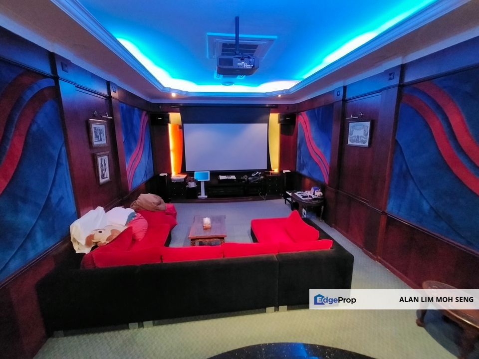 Bungalow House at KGSAAS Seksyen 13 Shah Alam For Sale , Selangor, Shah Alam