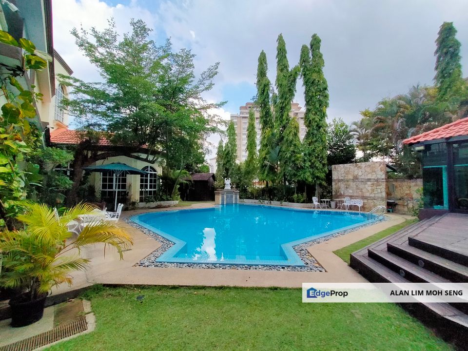 Bungalow House at KGSAAS Seksyen 13 Shah Alam For Sale , Selangor, Shah Alam