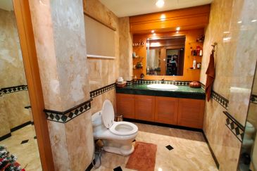 KGSAAS Golf Club, Seksyen 13