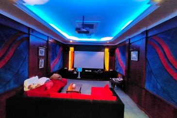 KGSAAS Golf Club, Seksyen 13