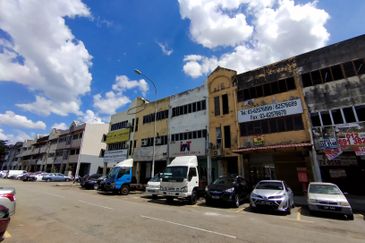 Taman Kepong Industrial Area