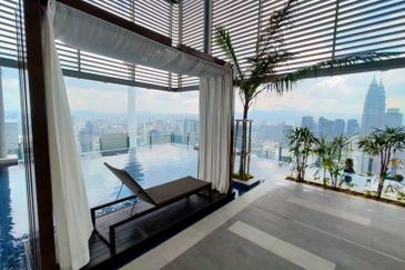 Pavilion Ceylon Hill