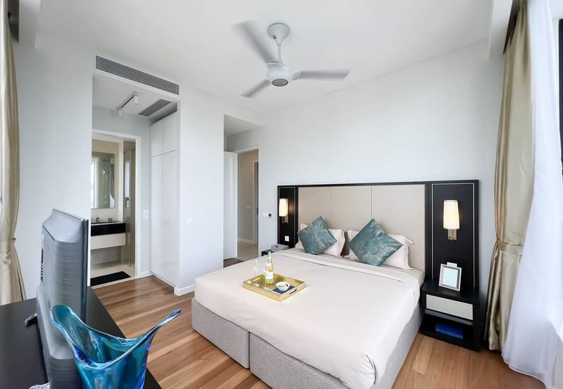 Pavilion Ceylon Hill