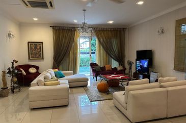 Jalan Kemuning Permai 33/43C