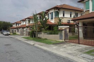 Jalan Kemuning Permai 33/43C