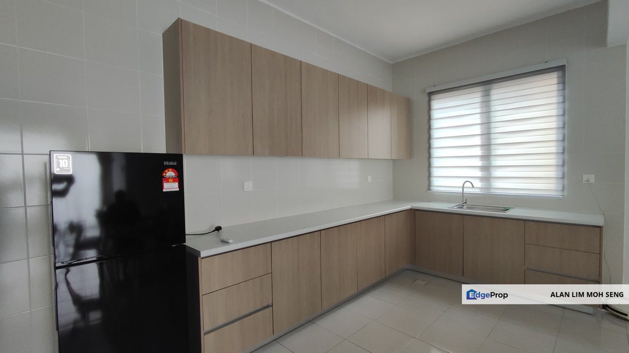 Opal Residence at Puchong Fully Furnished Corner Unit For Rent , Selangor, Puchong