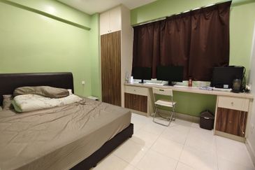 Main Place Residence