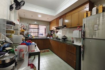 Taman Kinrara Seksyen 2