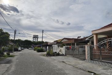 Taman Kinrara Seksyen 2