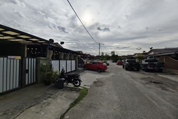 Taman Kinrara Seksyen 2