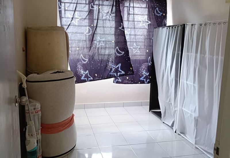 Main Place Residence