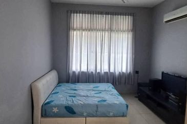 Jalan Setia Duta U13/21