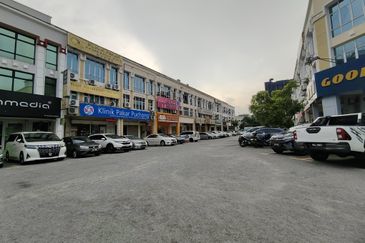 Jalan Kenari, Bandar Puchong Jaya