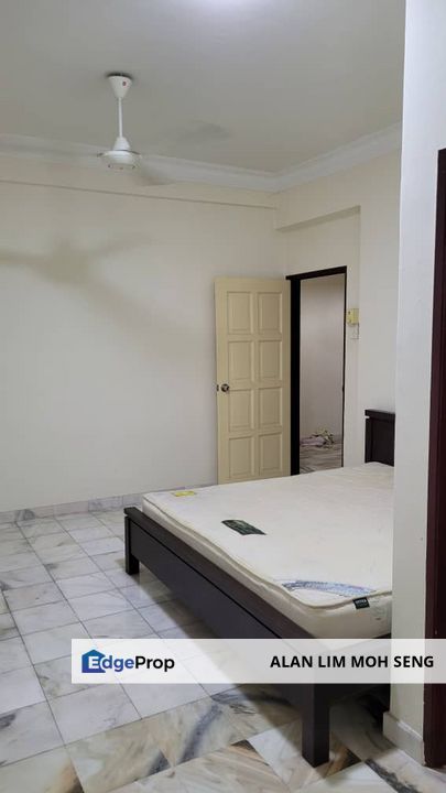 Pangsapuri Sri Pelangi, Section U5 Shah Alam For Sale , Selangor, Subang