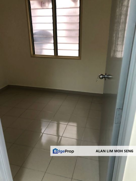 Sri Dahlia Apartment at Bandar Puteri Puchong For Sale, Selangor, Bandar Puteri Puchong