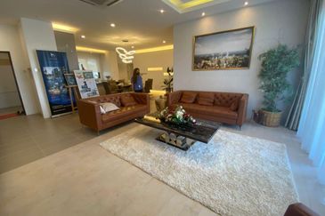 𝐝’𝐑𝐲𝐱 𝐑𝐞𝐬𝐢𝐝𝐞𝐧𝐜𝐞𝐬 𝐧𝐞𝐚𝐫 𝐀𝐄𝐎𝐍 𝐌𝐚𝐥𝐥