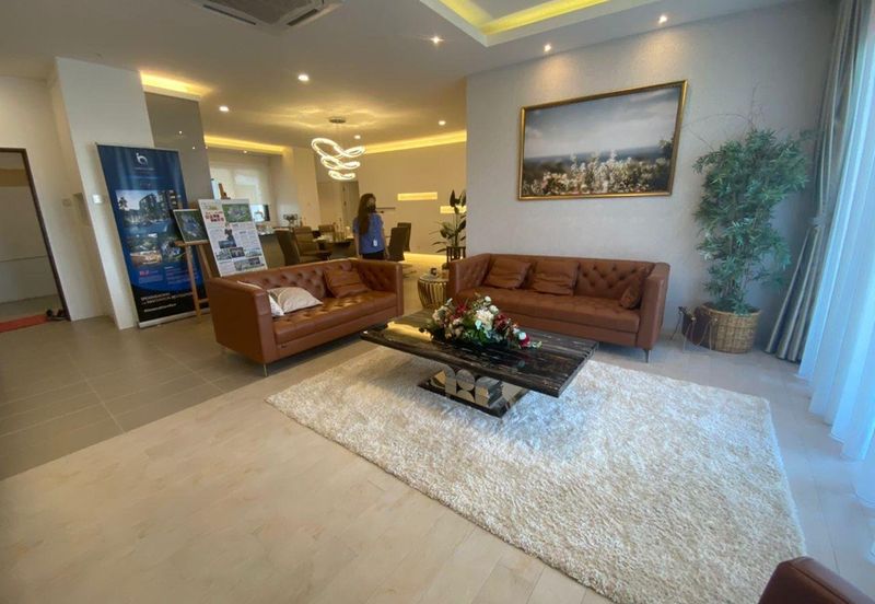 𝐝’𝐑𝐲𝐱 𝐑𝐞𝐬𝐢𝐝𝐞𝐧𝐜𝐞𝐬 𝐧𝐞𝐚𝐫 𝐀𝐄𝐎𝐍 𝐌𝐚𝐥𝐥