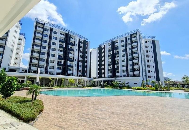 𝐝’𝐑𝐲𝐱 𝐑𝐞𝐬𝐢𝐝𝐞𝐧𝐜𝐞𝐬 𝐧𝐞𝐚𝐫 𝐀𝐄𝐎𝐍 𝐌𝐚𝐥𝐥