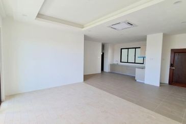 𝐝’𝐑𝐲𝐱 𝐑𝐞𝐬𝐢𝐝𝐞𝐧𝐜𝐞𝐬 𝐧𝐞𝐚𝐫 𝐀𝐄𝐎𝐍 𝐌𝐚𝐥𝐥