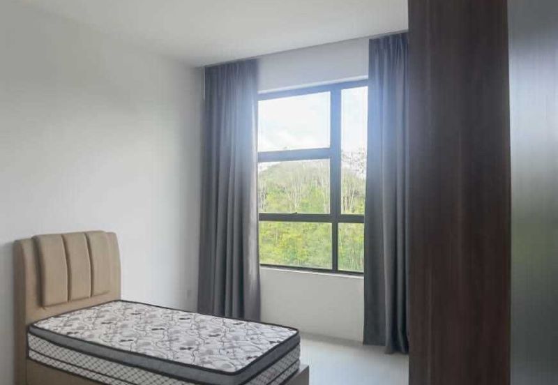 Forest Hill Apartment