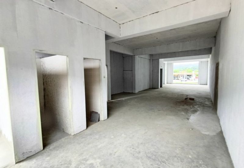 Commercial Shophouse at Taman Putrajaya Bintulu