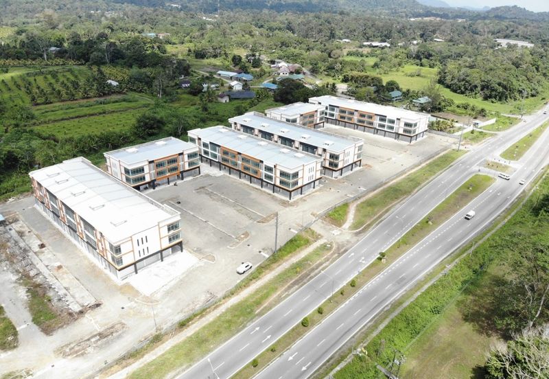 Baki, Jalan Kuching-Serian