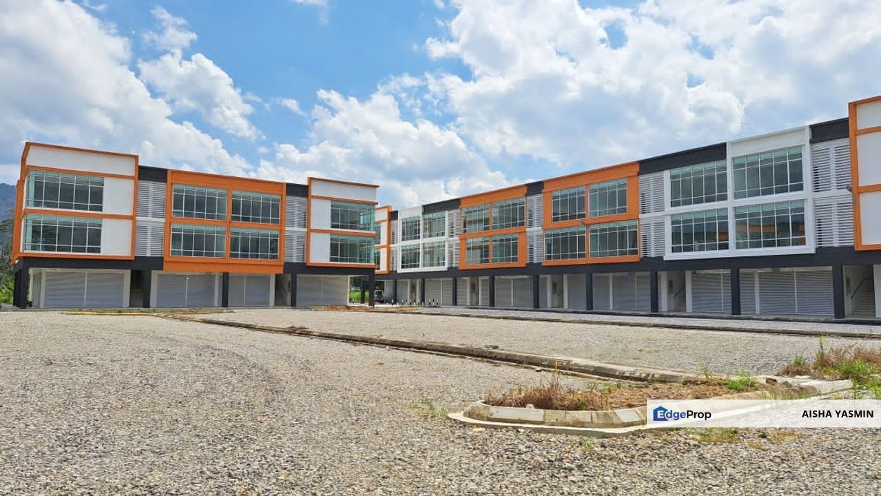 Tarat Square Commercial Shoplot at Serian for Sale, Sarawak, Serian