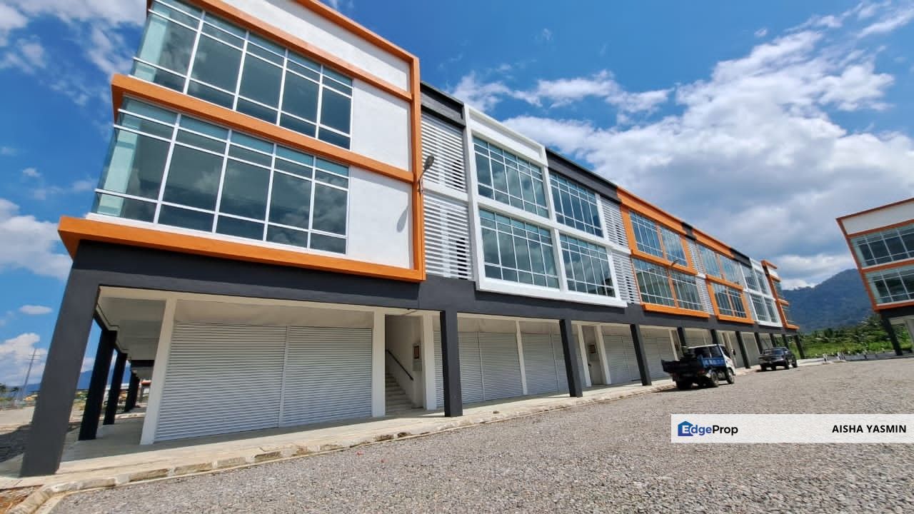 Tarat Square Commercial Shoplot at Serian for Sale, Sarawak, Serian