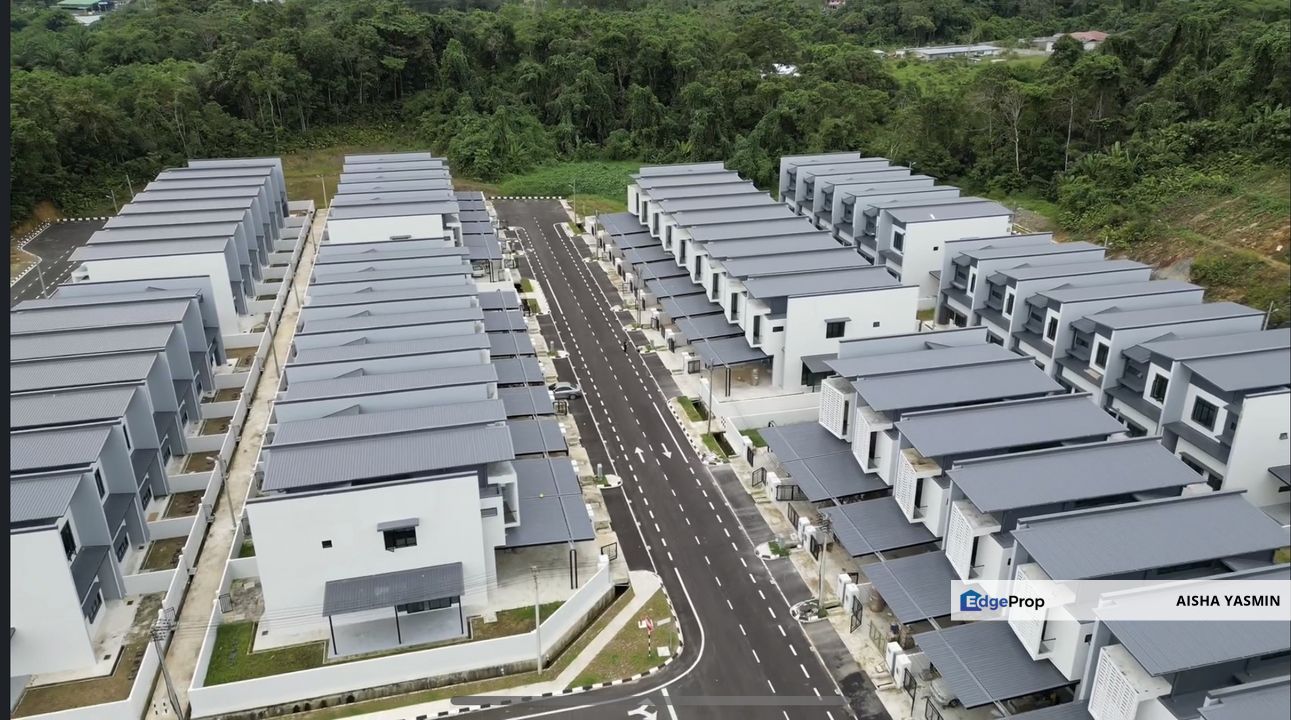 HOLMESTOWN New Double Storey Terrace at Muara Tuang For Sale, Sarawak, Kota Samarahan