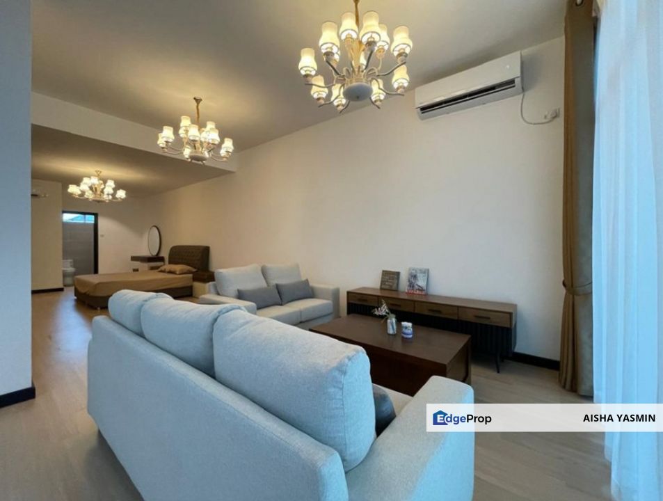 Gated and Guarded SEMI DETACHED Double Storey GREENVILLE at Senadin for Sale, Sarawak, Miri