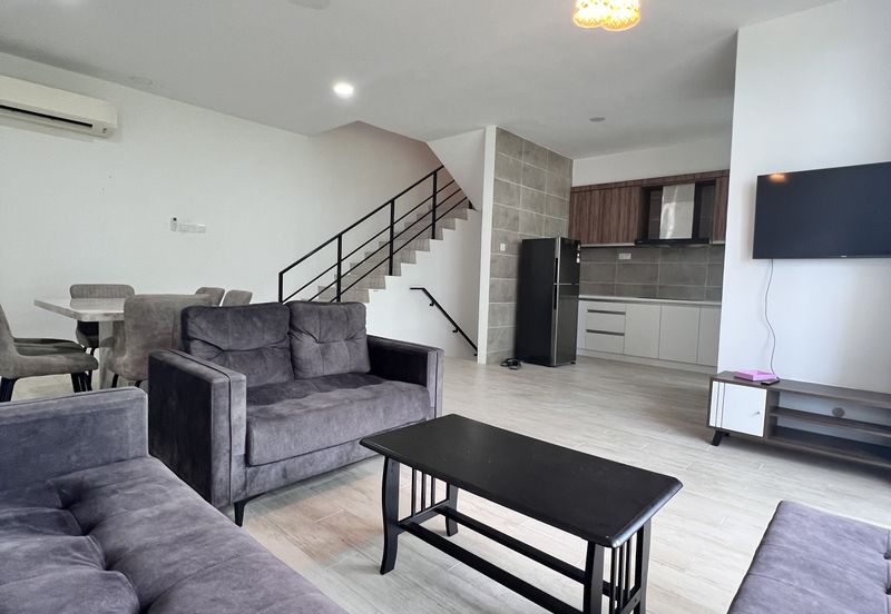 Forest Hill Apartment