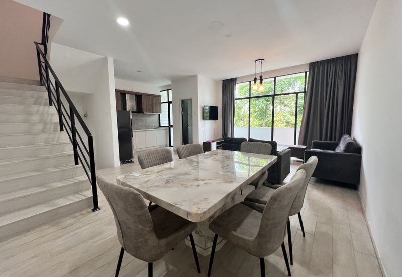 Forest Hill Apartment