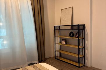 The Peak @ Bintulu Paragon