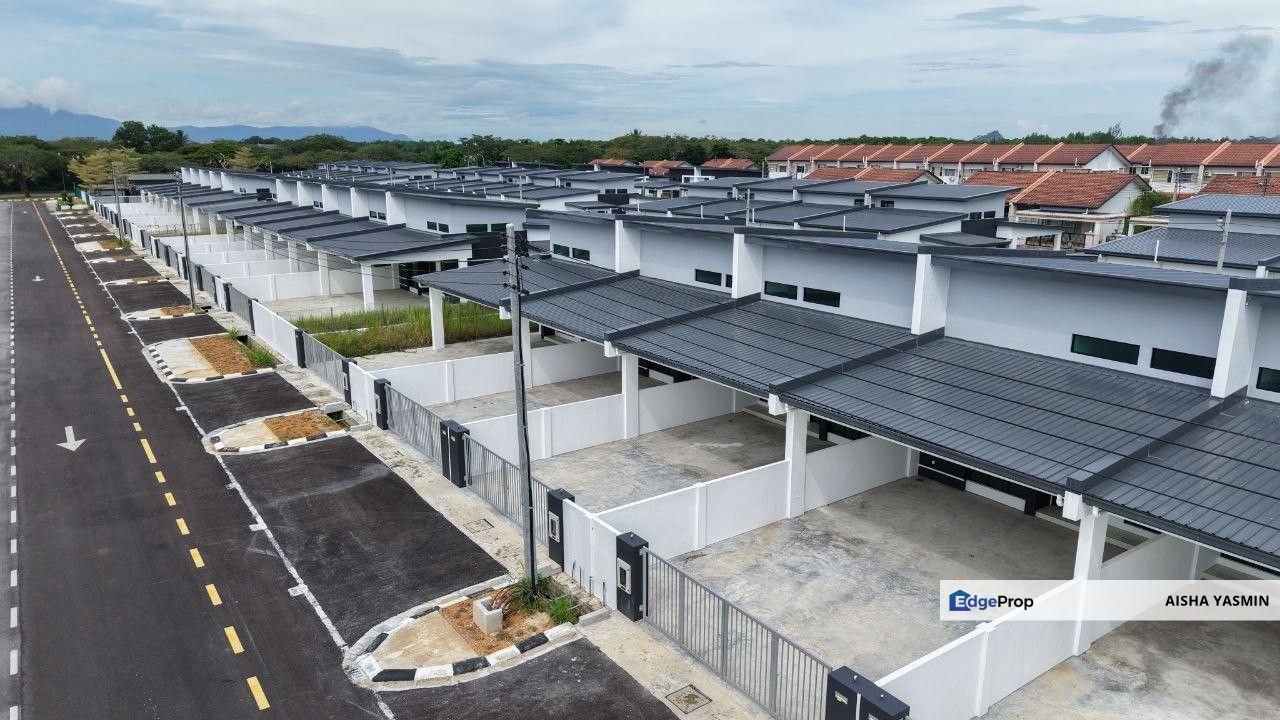 Brand New SEMI DETACHED Single Storey MIX ZONE at Semariang Heights for Sale, Sarawak, Kuching