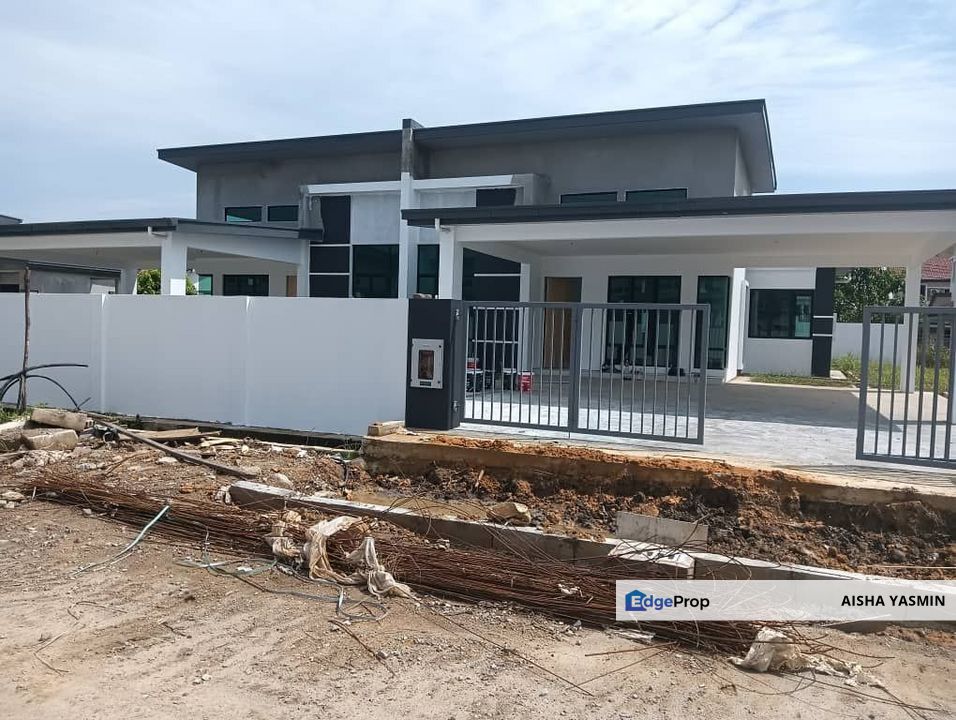 Brand New SEMI DETACHED Single Storey MIX ZONE at Semariang Heights for Sale, Sarawak, Kuching
