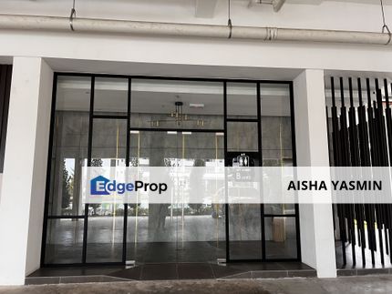 Penthouse WITH PRIVATE LIFT AND PRIVATE Corridor at 3rd Mile Kuching For Sale, Sarawak, Kuching