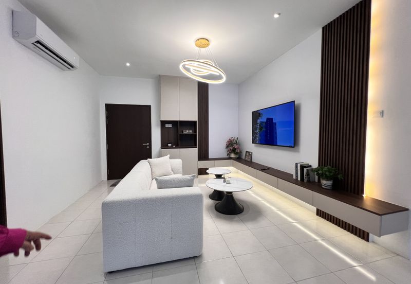 UniVision Four Bedroom Apartment next to UNIMAS at Kota Samarahan For Sale