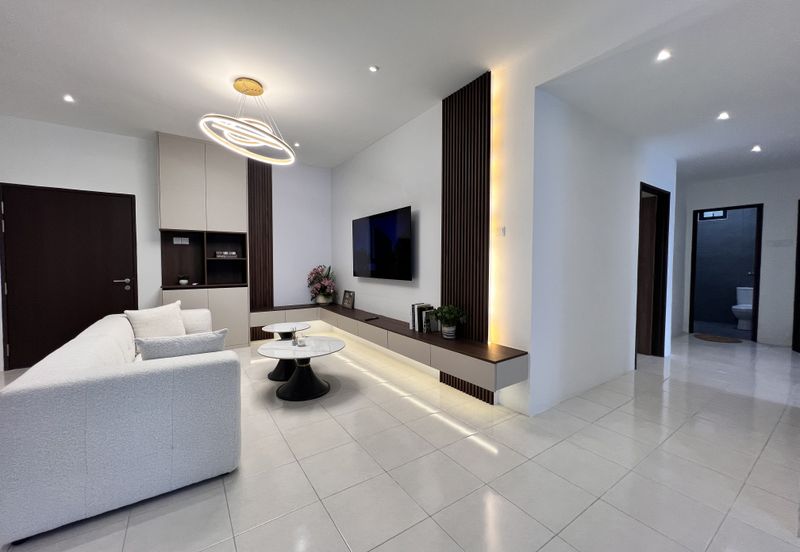UniVision Four Bedroom Apartment next to UNIMAS at Kota Samarahan For Sale