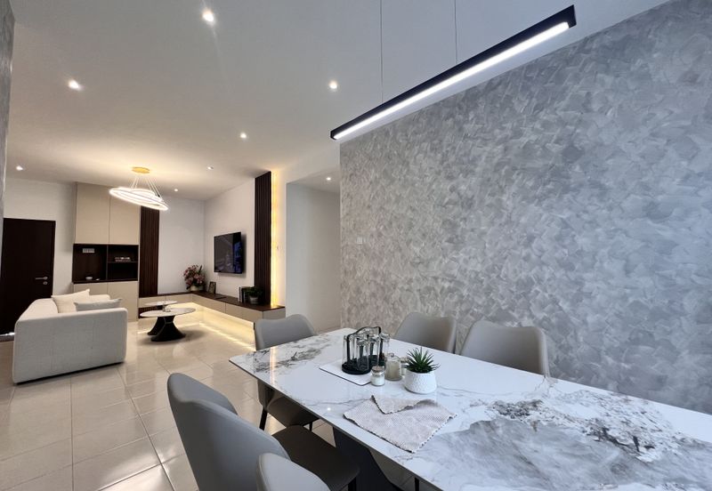 UniVision Four Bedroom Apartment next to UNIMAS at Kota Samarahan For Sale