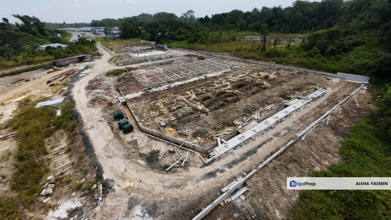 New Modern Single Storey Hyde Park at Sungai Tengah Matang For Sale, Sarawak, Kuching