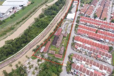 Pusat Perniagaan Sri Tambun