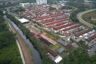 Pusat Perniagaan Sri Tambun