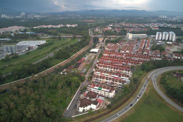 Pusat Perniagaan Sri Tambun