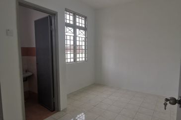 Bayu Villa Apartment, Bayu Perdana