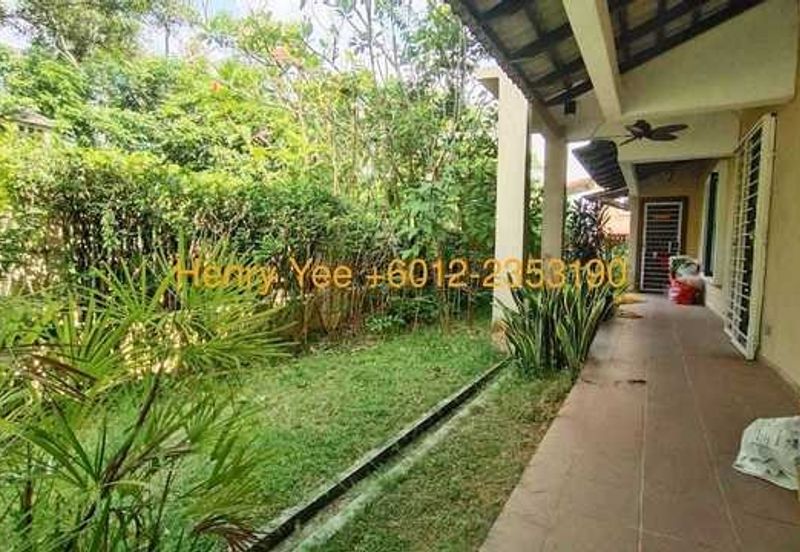End Lot - 3-Storey Super link Terrace House