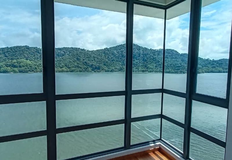 Queens Residences @ Queens Waterfront