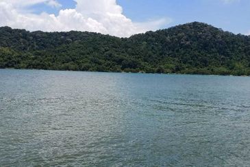 Queens Residences @ Queens Waterfront