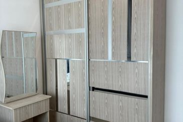 Queens Residences @ Queens Waterfront