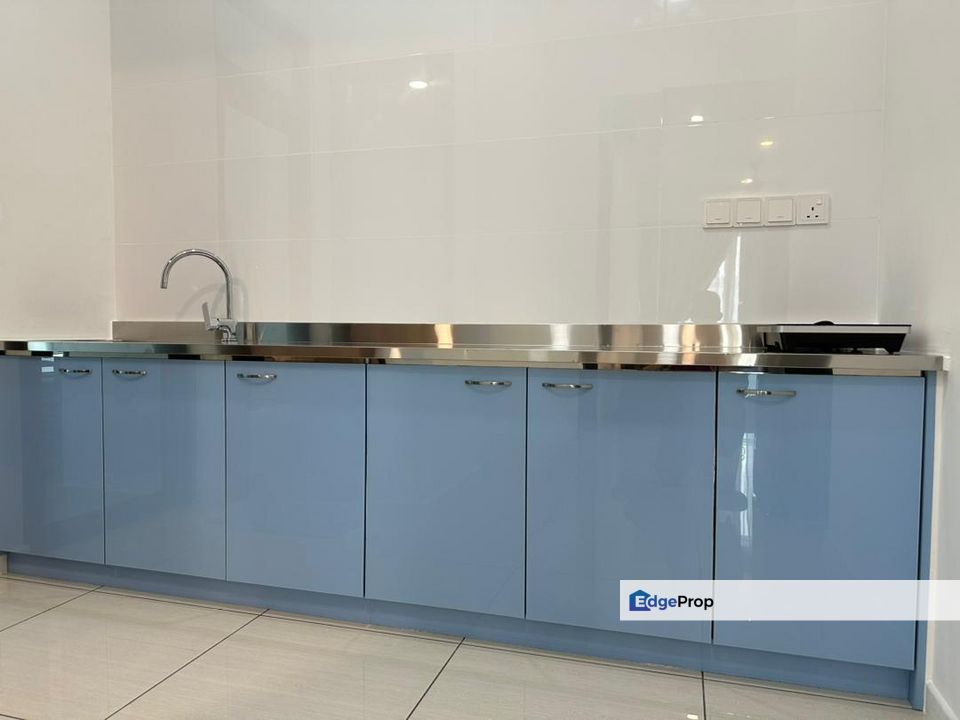 Queens residence Queens waterfront for rent, Penang, Sungai Nibong